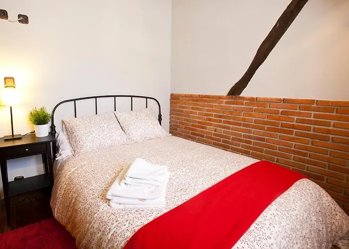 Guest house Izarre 3*